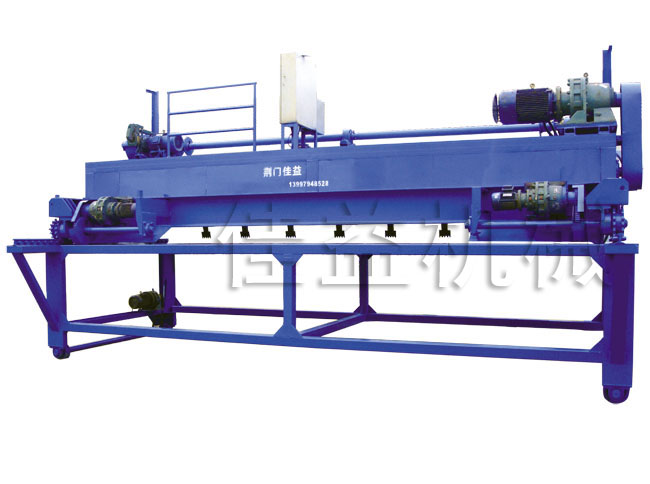 供應(yīng)槽式輪式翻拋機(jī)翻堆機(jī)