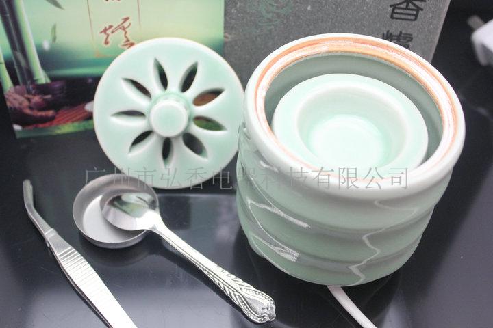 供應龍泉青瓷節(jié)節(jié)高升電子熏香爐