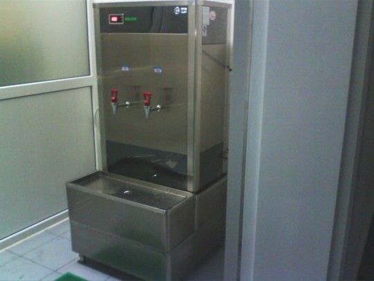 供應(yīng)電開水器