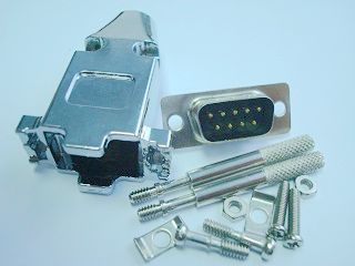 专业生产VGA铁壳连接器