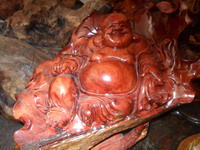 供應(yīng)紅豆杉工藝品