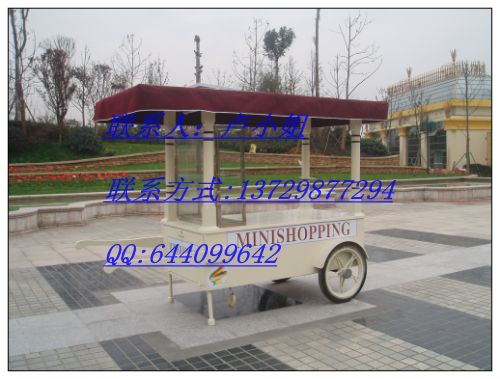 实木手推车;街道饰品手推车;景区售货车 外买车