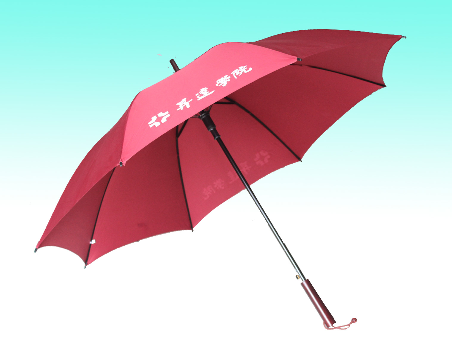 廈門訂做廣告雨傘工廠家，廈門禮品雨傘找哪個(gè)工廠做比較好，泉州