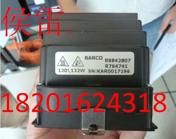 供應(yīng)R9842807大屏幕燈泡,R9842020巴可燈泡