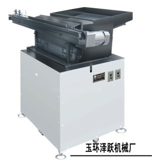 無(wú)心磨床上料機(jī)